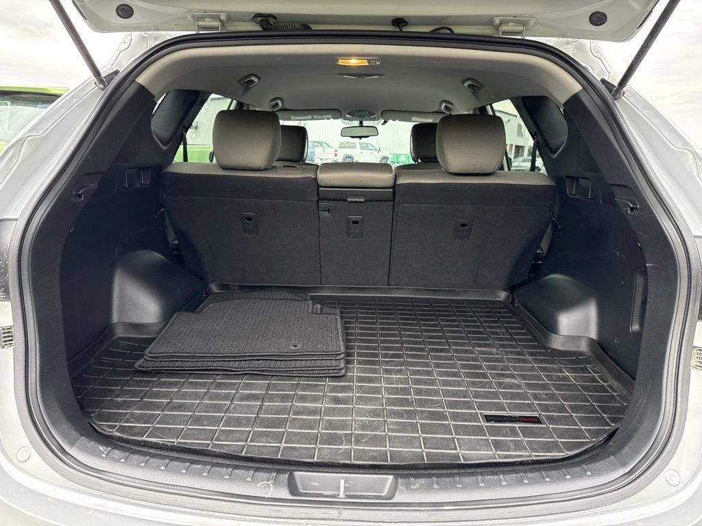 Used 2017 Hyundai Santa Fe Sport AWD/4WD image 19