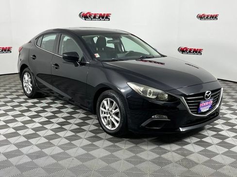 Used 2014 MAZDA MAZDA3 i Touring w/ Technology Package FWD image 2