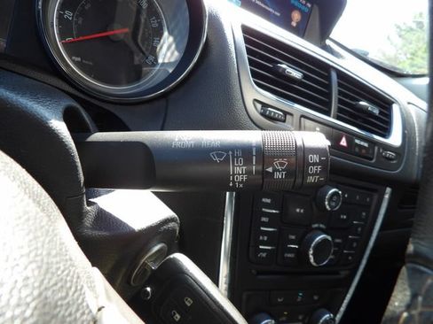 Used 2016 Buick Encore FWD image 19