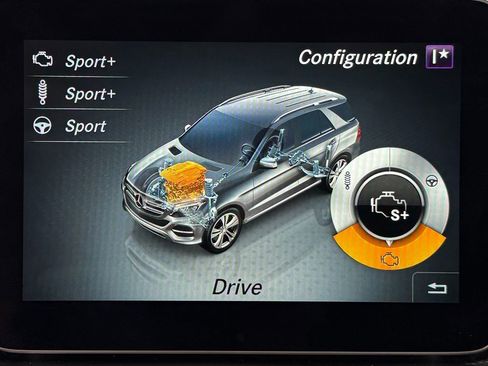 Used 2017 Mercedes-Benz GLE 43 AMG 4MATIC image 30