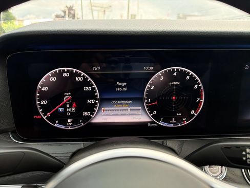 Used 2019 Mercedes-Benz E 300 4MATIC image 26