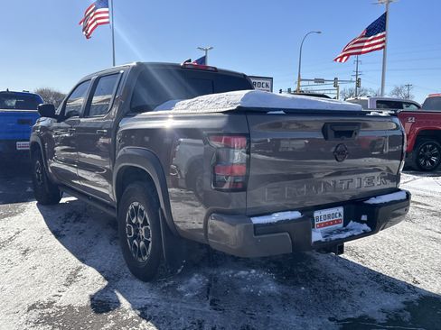 Used 2022 Nissan Frontier PRO-4X w/ Pro-4X Premium Package image 2