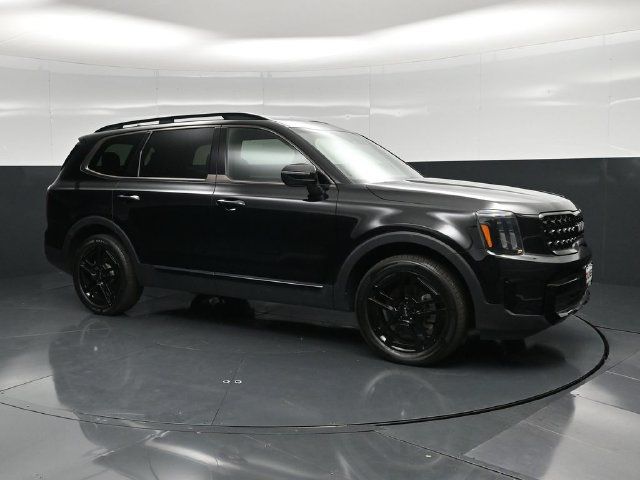 Used 2024 Kia Telluride EX X-Line AWD/4WD image 3