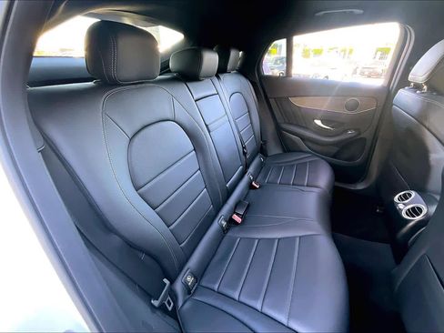 Used 2021 Mercedes-Benz GLC 300 4MATIC Coupe image 19