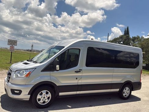 Used 2020 Ford Transit 350 XLT RWD image 2