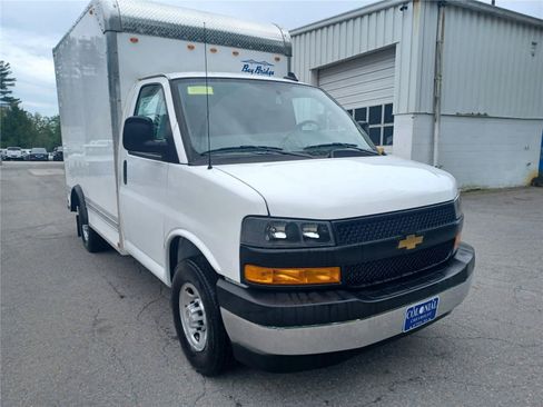 New 2024 Chevrolet Express 3500 w/ Power Convenience Package RWD image 2