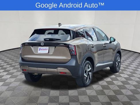 Used 2025 Nissan Kicks SV image 4