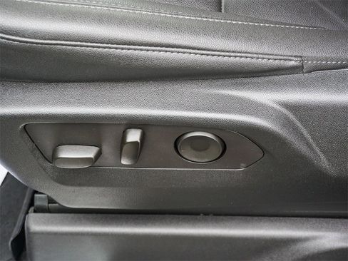 Used 2022 GMC Sierra 1500 Elevation w/ Elevation Premium Package image 19