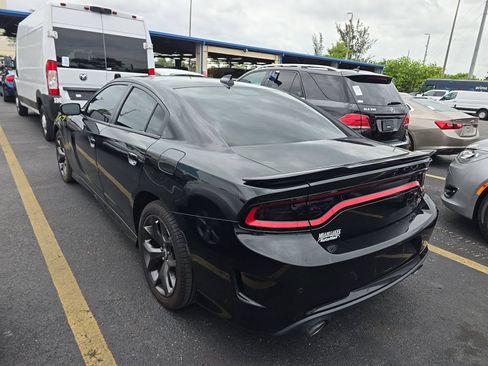 Used 2019 Dodge Charger R/T RWD image 4