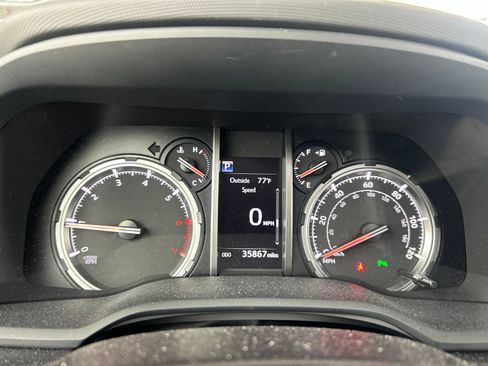 Used 2023 Toyota 4Runner Limited AWD/4WD image 10
