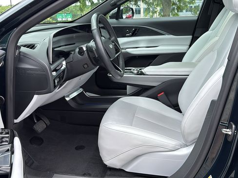 Certified 2024 Cadillac Lyriq Sport w/ LPO, Floor Liner Package AWD/4WD image 8