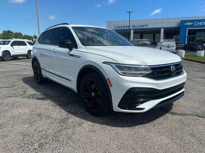 Used 2023 Volkswagen Tiguan SE R-Line