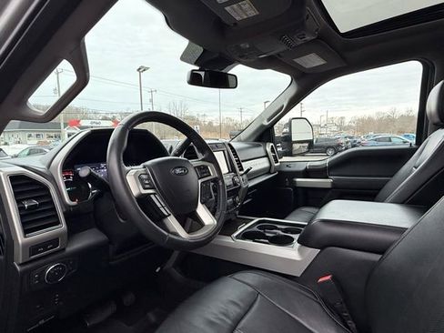 Used 2020 Ford F350 Lariat w/ Lariat Ultimate Package image 15