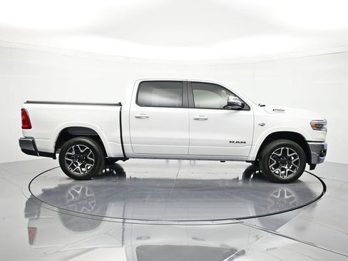 New 2026 RAM 1500 Laramie AWD/4WD image 4