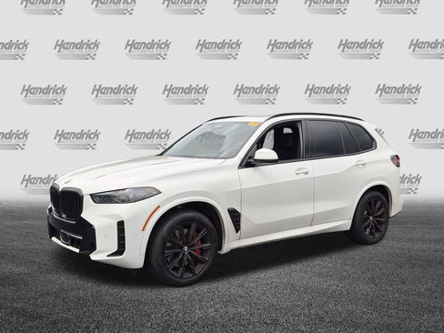Used 2024 BMW X5 sDrive40i w/ M Sport Package RWD image 5