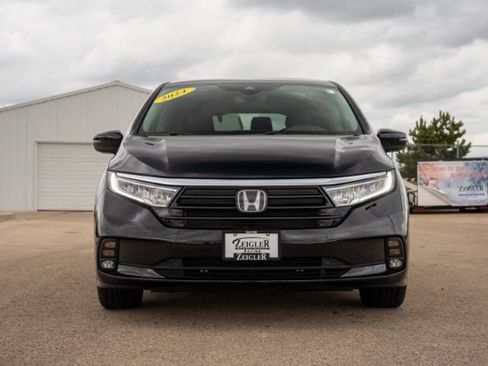 Used 2024 Honda Odyssey EX-L image 2