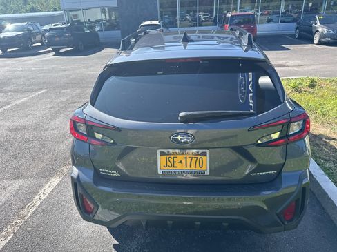 Used 2024 Subaru Crosstrek 2.5i Limited AWD/4WD image 8