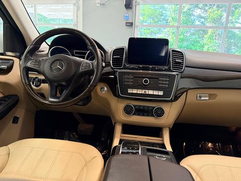 Used 2018 Mercedes-Benz GLE 350 image 33