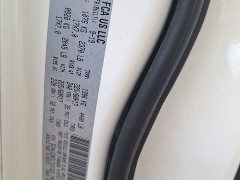 Used 2020 Jeep Compass Latitude w/ Cold Weather Group image 25