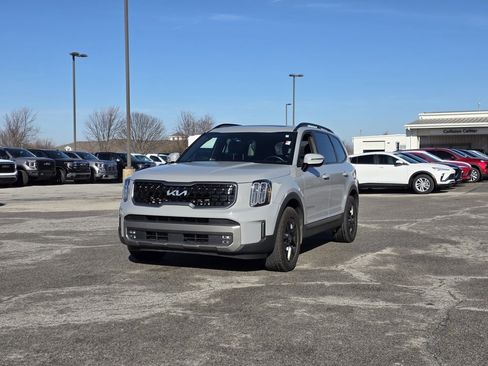 Used 2023 Kia Telluride SX X-Pro image 3