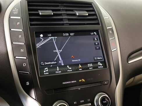 Used 2019 Lincoln MKC Reserve w/ MKC Climate Package image 7