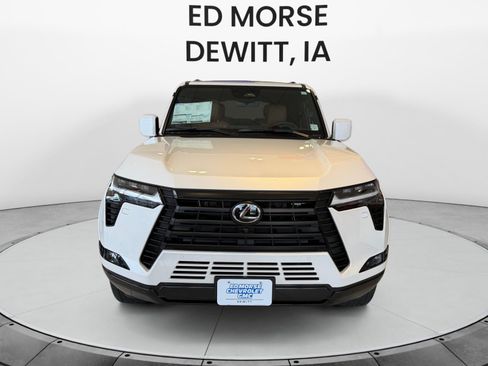 Used 2026 Lexus GX 550 w/ Accessory Package (2T) AWD/4WD image 8