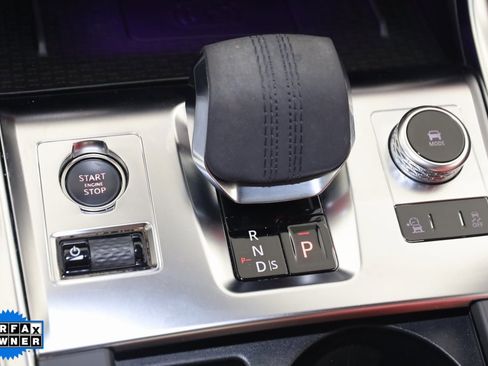 Used 2023 Jaguar XF R-Dynamic SE image 7