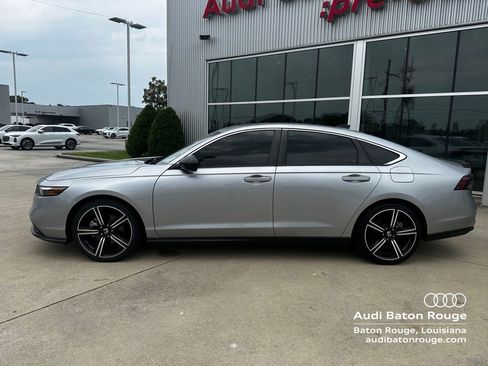 Used 2023 Honda Accord Sport image 7