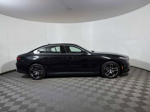 Used 2026 BMW i5 eDrive40 w/ Premium Package image 7