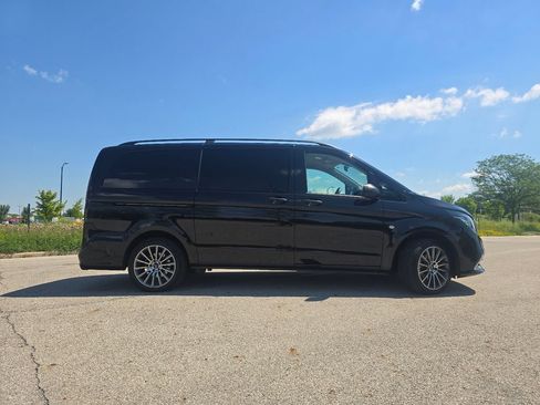 Used 2023 Mercedes-Benz Metris Passenger image 16