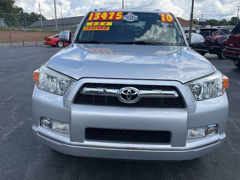 Used 2010 Toyota 4Runner SR5 AWD/4WD image 8
