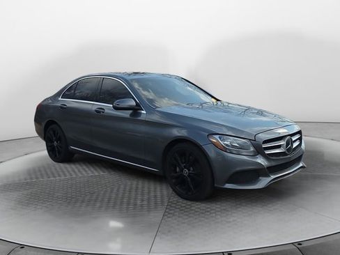 Used 2018 Mercedes-Benz C 300 4MATIC Sedan image 7