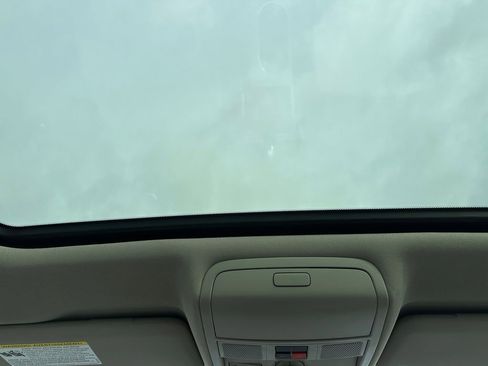 Used 2020 Volkswagen Passat 2.0T R-Line image 22