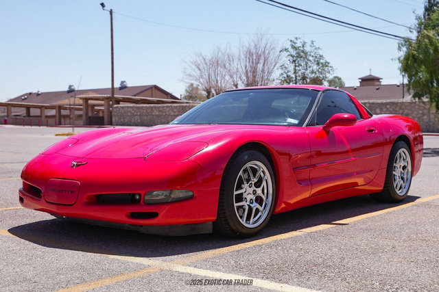 Used 1999 Chevrolet Corvette Coupe w/ Memory Pkg RWD image 18