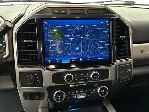 Used 2022 Ford F250 Lariat w/ Black Appearance Package AWD/4WD image 21