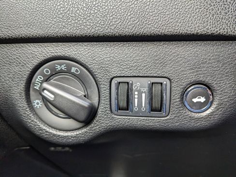 Used 2023 Dodge Charger SXT image 45