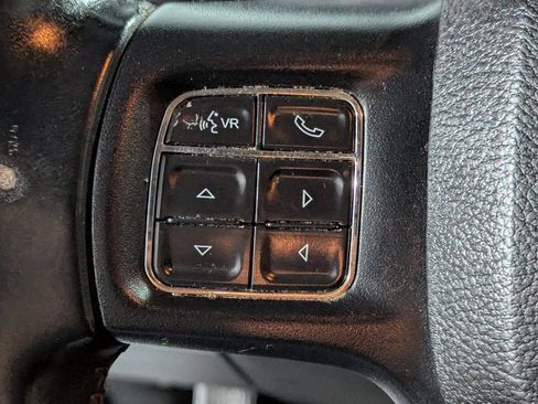 Used 2018 RAM 1500 Big Horn image 31