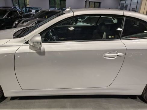 Used 2010 Lexus IS 350C RWD image 5
