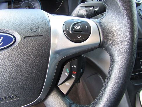 Used 2017 Ford C-MAX SE image 8