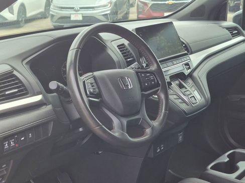 Used 2025 Honda Odyssey Sport-L image 11