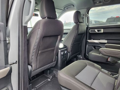 Certified 2022 Ford Explorer XLT image 14