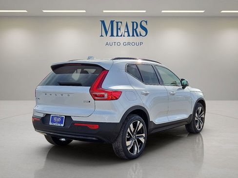 New 2026 Volvo XC40 B5 Ultra w/ Protection Package Premier image 5