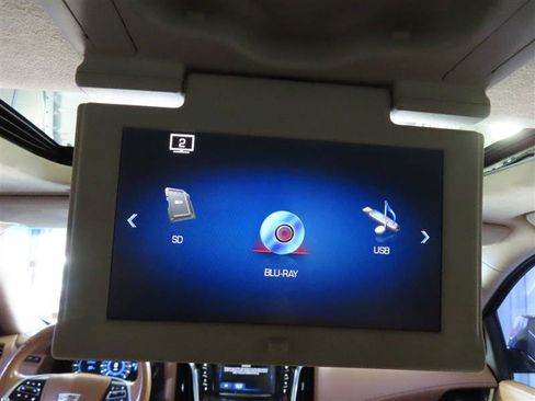 Used 2016 Cadillac Escalade Platinum AWD/4WD image 33