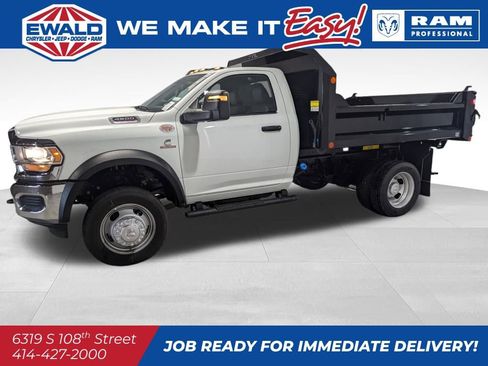 New 2024 RAM 4500 Tradesman image 17