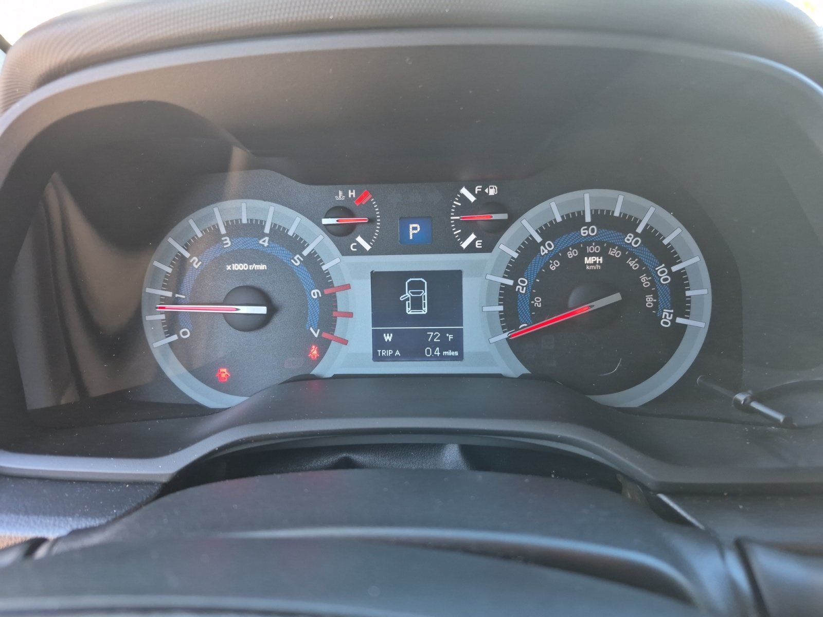 Used 2019 Toyota 4Runner SR5 AWD/4WD image 10
