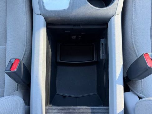Used 2016 Honda Pilot LX image 28
