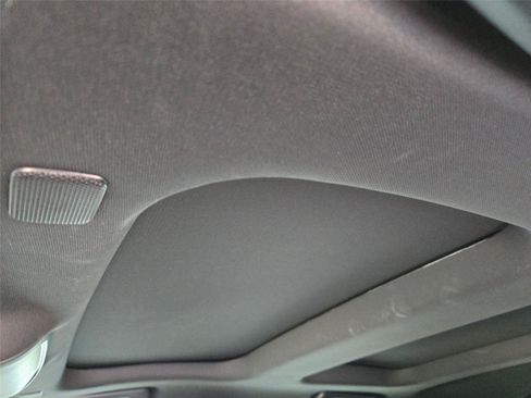 Used 2025 Cadillac CT5 V RWD image 9