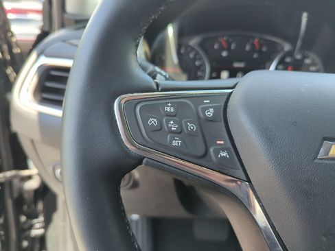 Used 2024 Chevrolet Equinox Premier FWD image 39
