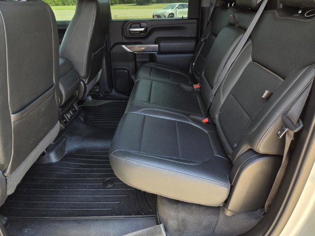 Used 2020 Chevrolet Silverado 2500 LTZ w/ Z71 Off-Road Package AWD/4WD image 26