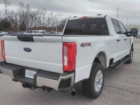 Used 2024 Ford F250 XLT image 2